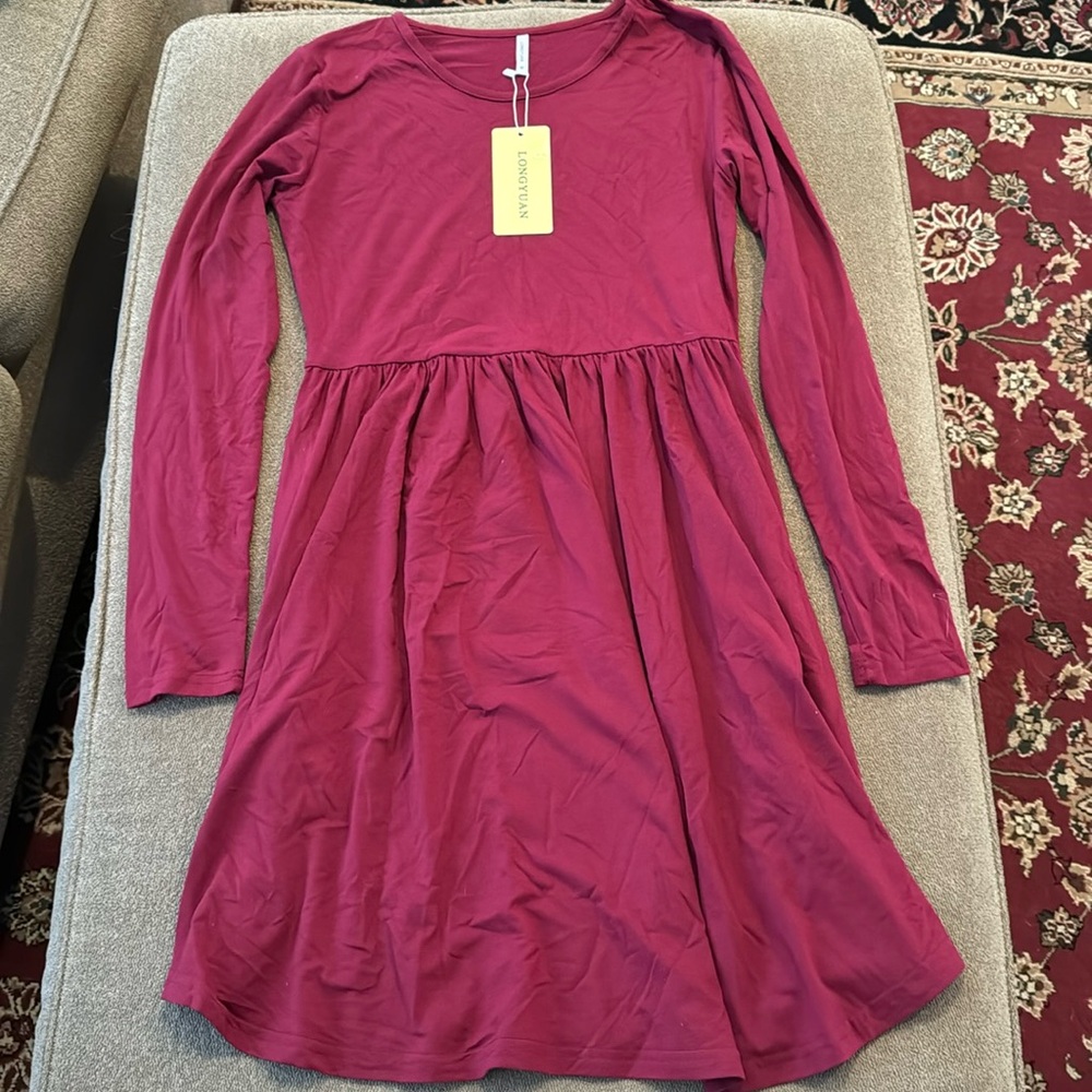 Longyuan Size Medium Burgundy Rayon Spandex Stretch Dress Medium (TD)